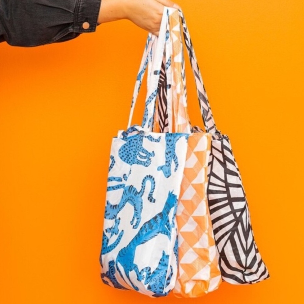 😸IKEA NWT SKYNKE Crazy Blue Cat reusable tote swirling blue felines Warhol-style - Picture 9 of 15